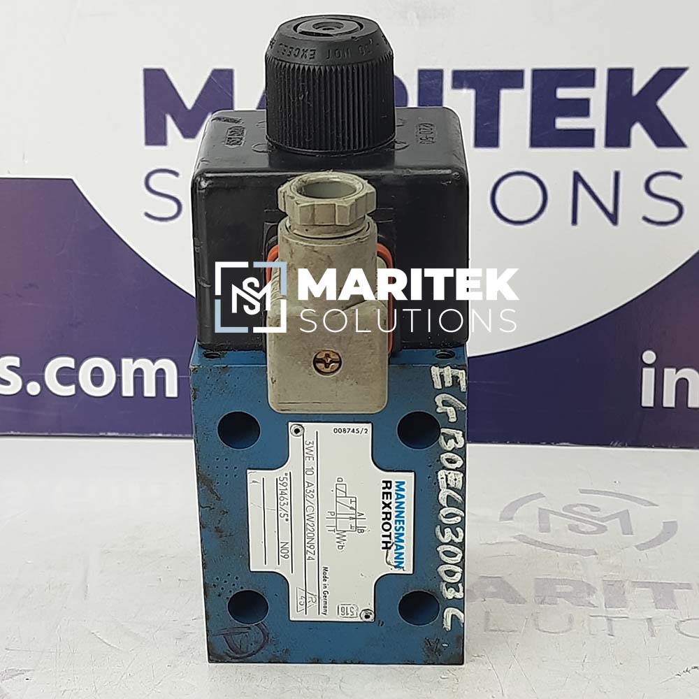 Mannesmann Rexroth 3WE 10 A32/CW220N9Z4 Hydraulic valve