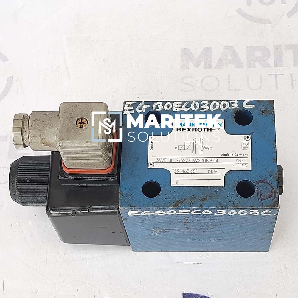 Mannesmann Rexroth 3WE 10 A32/CW220N9Z4 Hydraulic valve