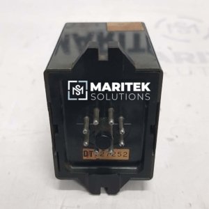 Omron DT 27252 Solid State Timer