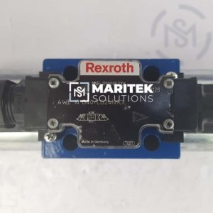 Rexroth 4WE 10 G40/CG24NDL 4/3-way directional spool valve