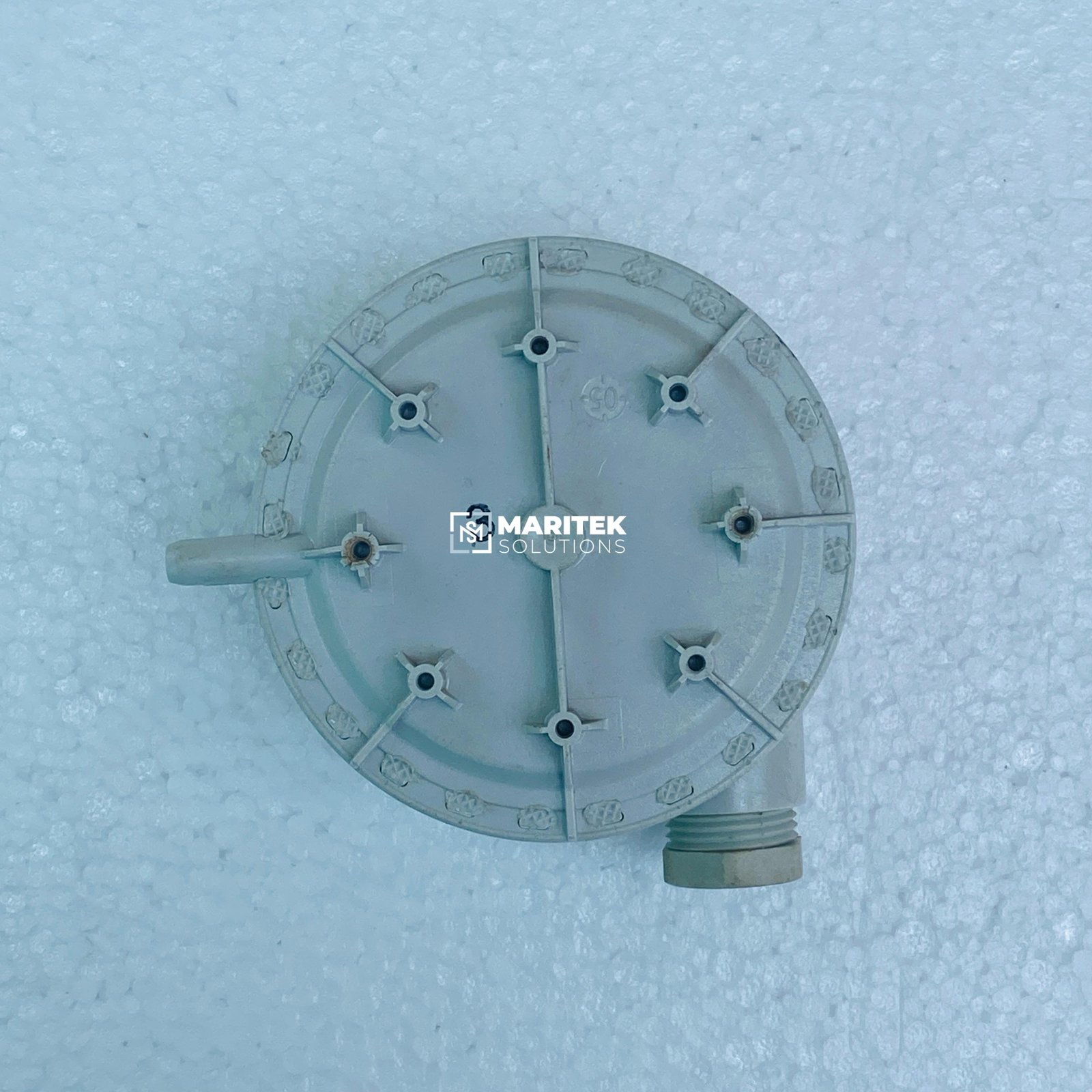 13. 604.9000000 (5) Huba control 604.9210000 Diffrential pressure Switch 20-300 Pa