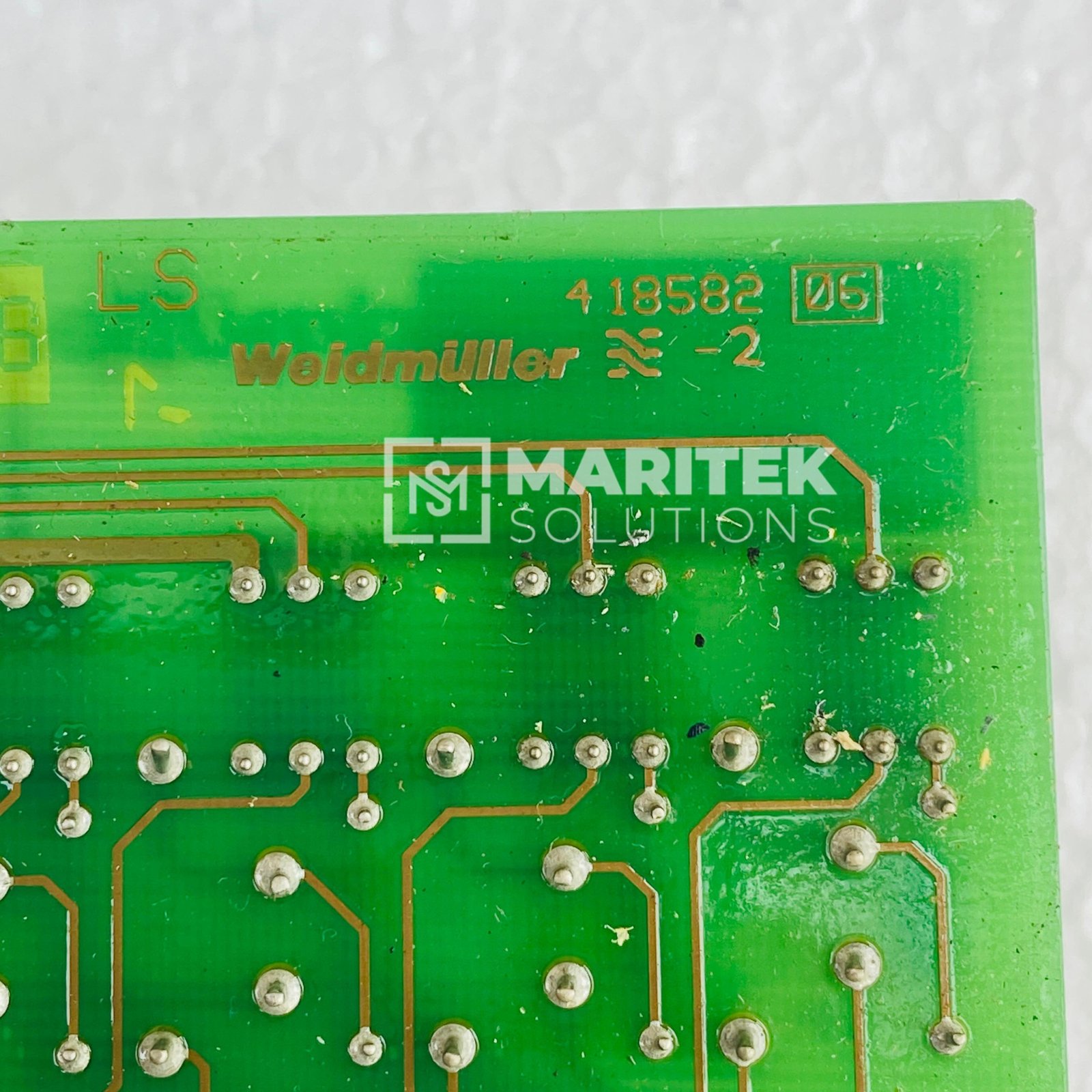 26. 8065861001 (1) Weidmuller 418582 RS 32 Relay module