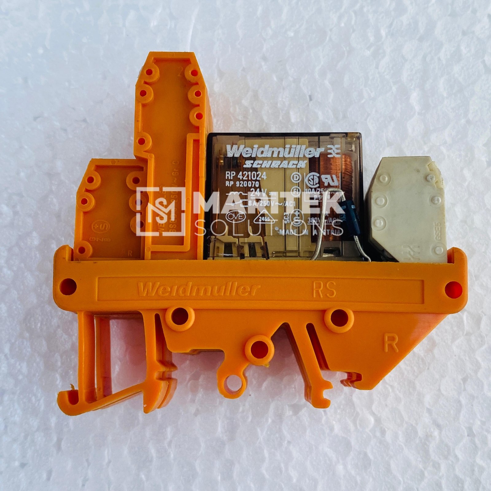 28. RP 421024 (3) Weidmuller RP 421024 Relay module