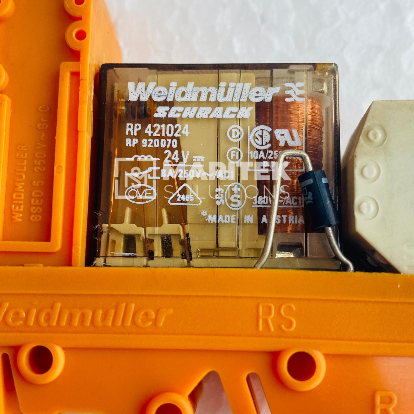 28. RP 421024 (4) Weidmuller RP 421024 Relay module