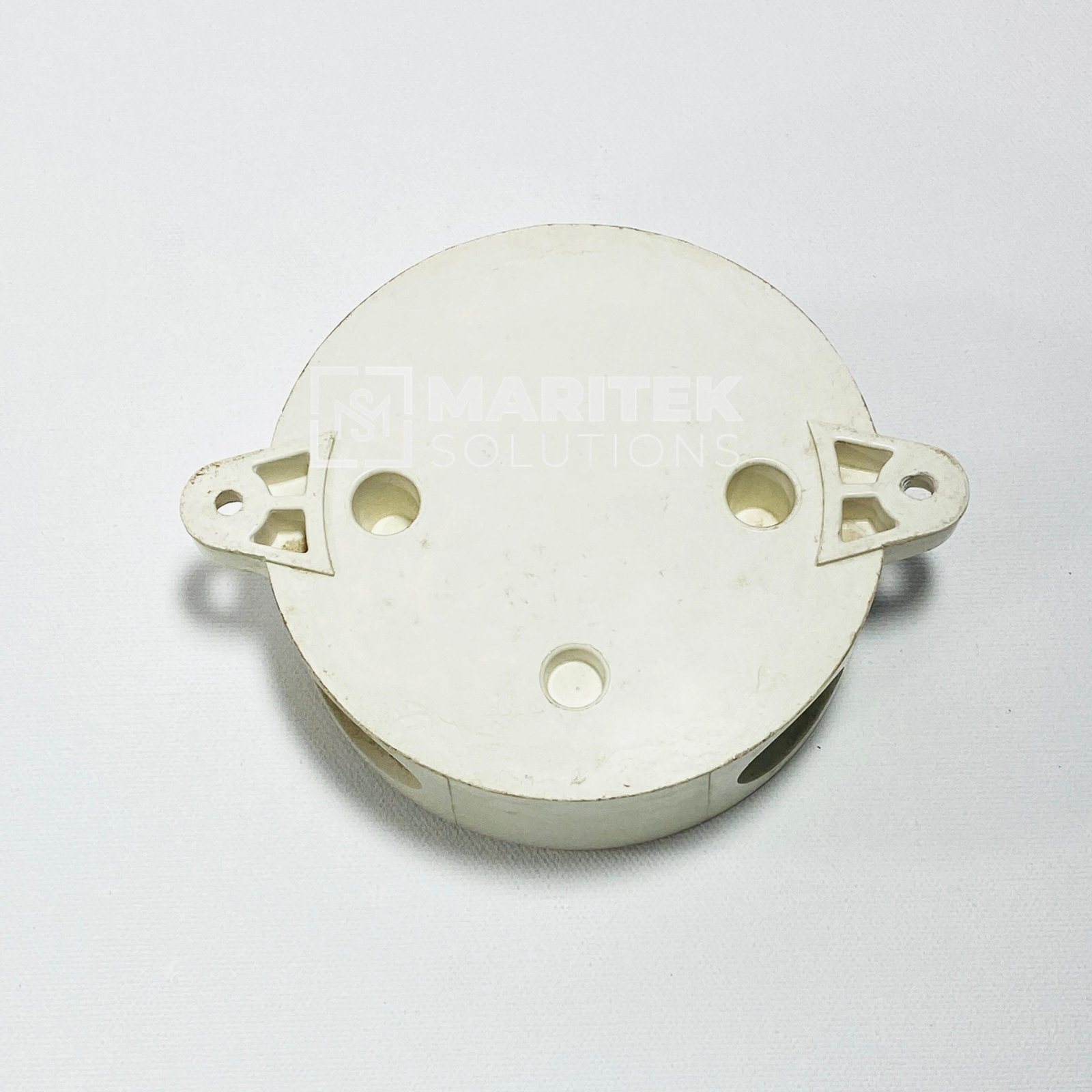 6. 121-003-247 (2) Tyco DHM-69 PVC Deckhead mounting assembly