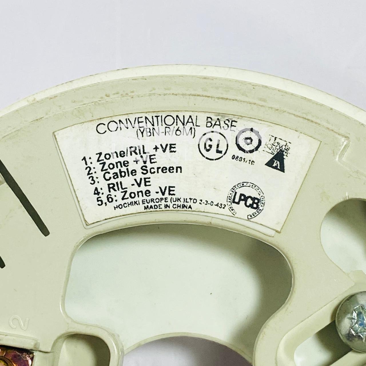 10. YBN-R6M (New) (1) Hochiki YBN-R/6M Conventional Detector Base