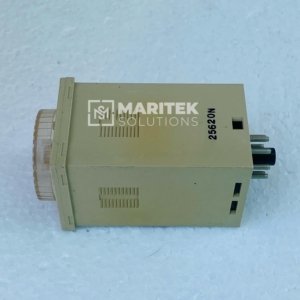 Omron E5C2-R20G Temperature controller