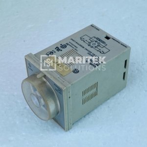 Omron H3BH-8 Solid-state timer relay