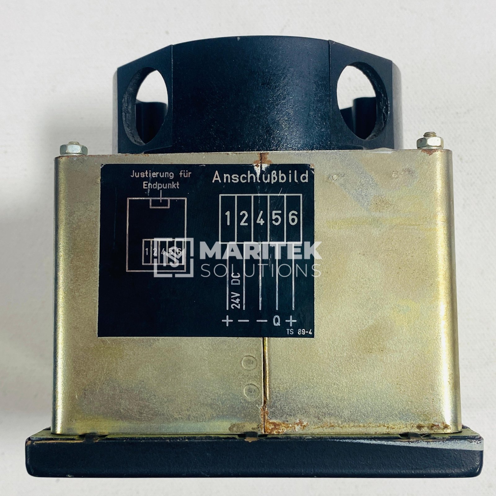 14. PRQ96-VV10-009 (2) Noris-Tachometerwerk PRQ96-VV10-009 24VDC Panel Meter