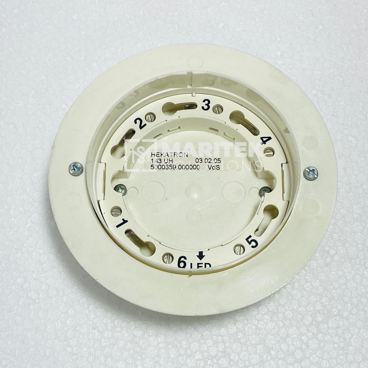 19. 143 UH (New) (1) Hekatron 143 UH Smoke detector base