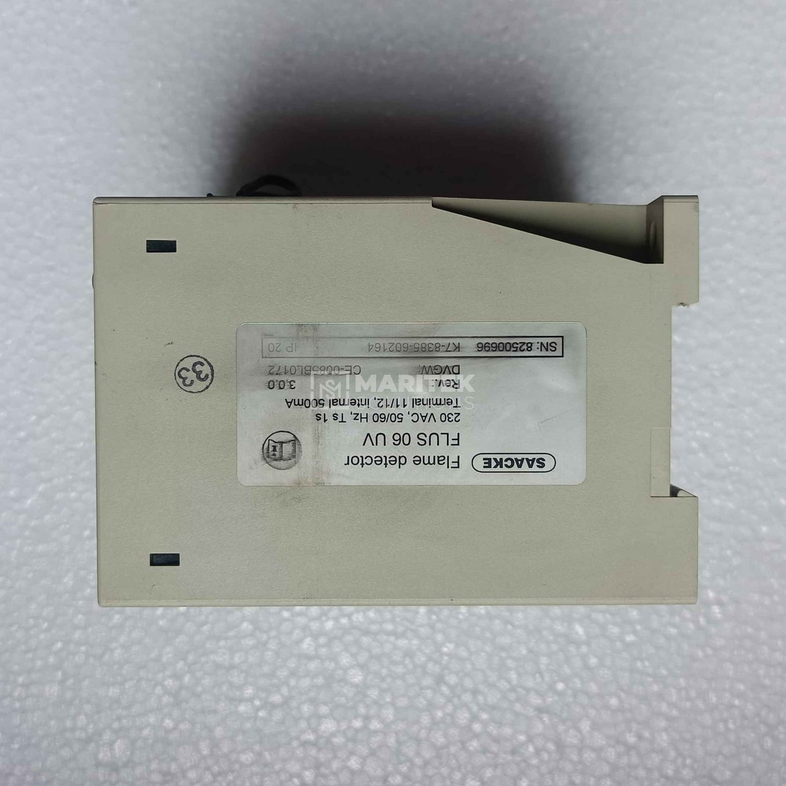 2. FLUS 06 (2) Saacke FLUS 06 UV Flame detector