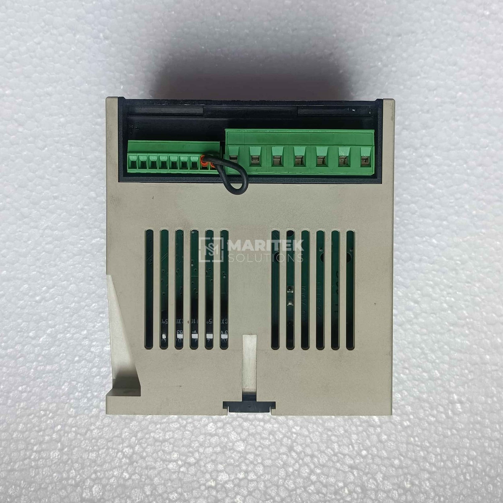 2. FLUS 06 (3) Saacke FLUS 06 UV Flame detector