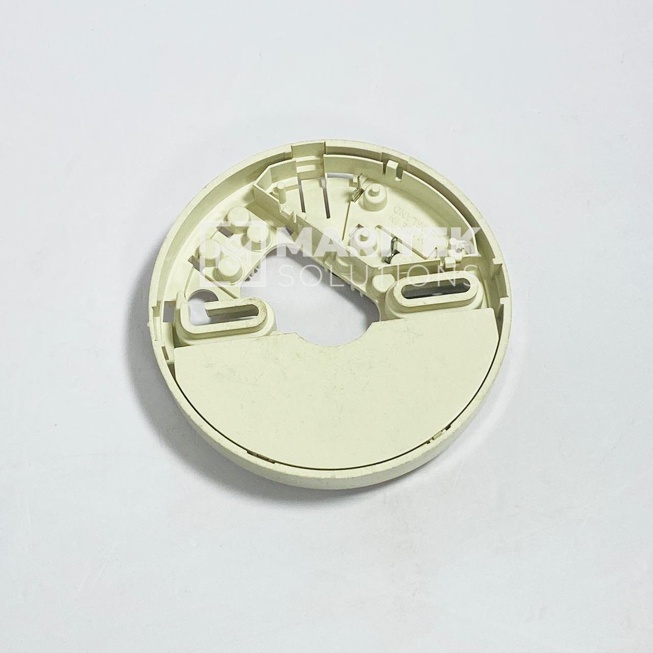 2. YBO-R-5M (3) Hochiki YBO-R/5M Fire alarm base