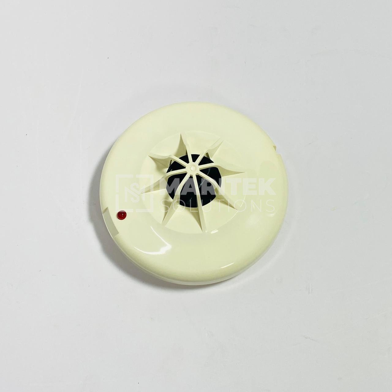 22. Z620-582-3 (New) (1) Ziton Z620-582-3 Conventional Rate-of-Rise Heat Detector