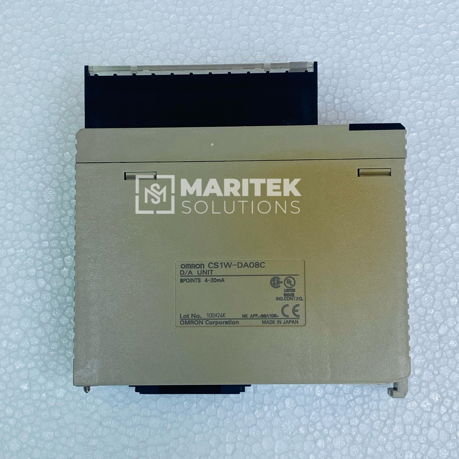 Omron CS1W-DA08C Analog Output Unit
