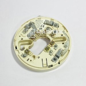 Hochiki YBO-R/SCI Addressable short-circuit isolator base