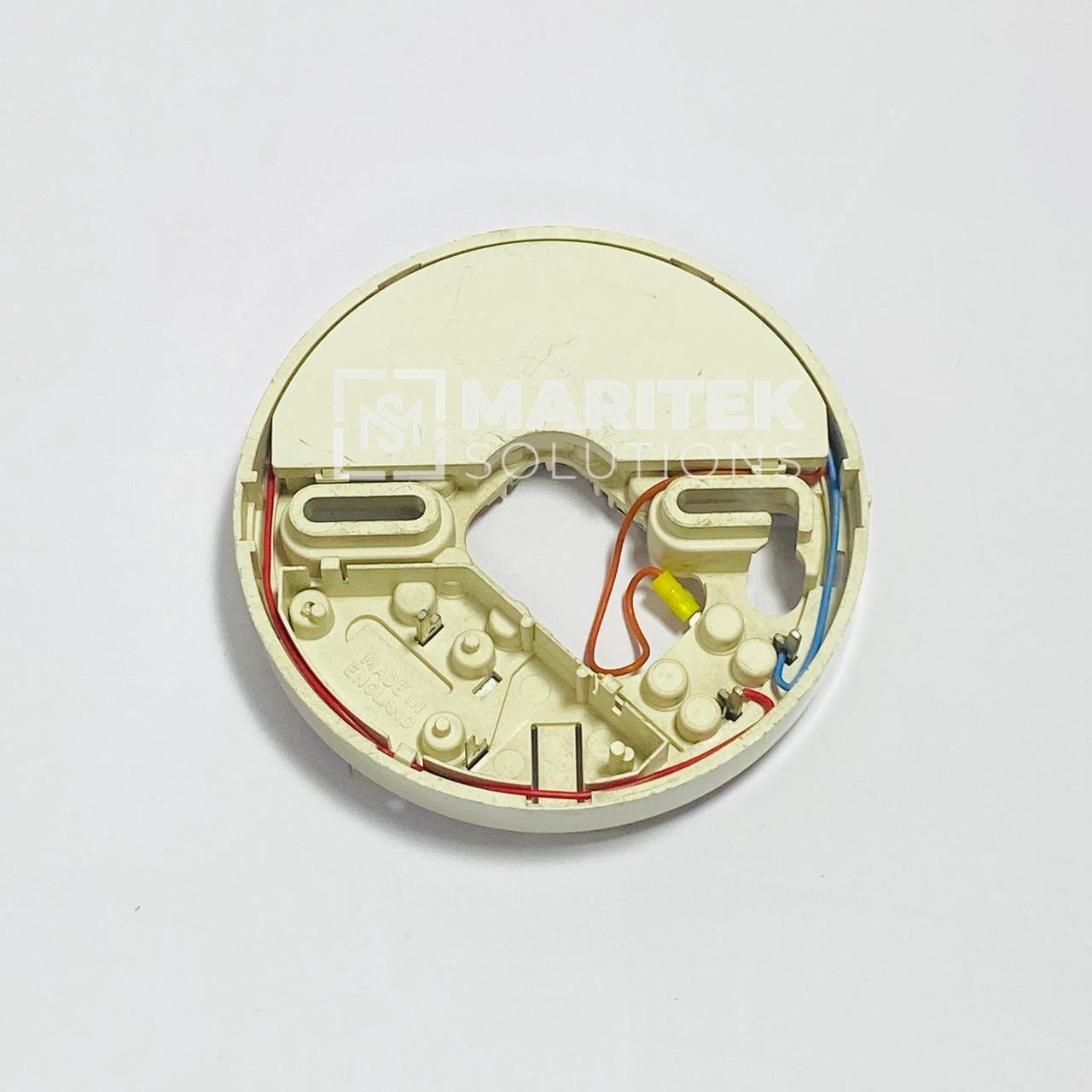 4. YBO-R-6RN (2) Hochiki YBO-R/6RN Non-latching relay base
