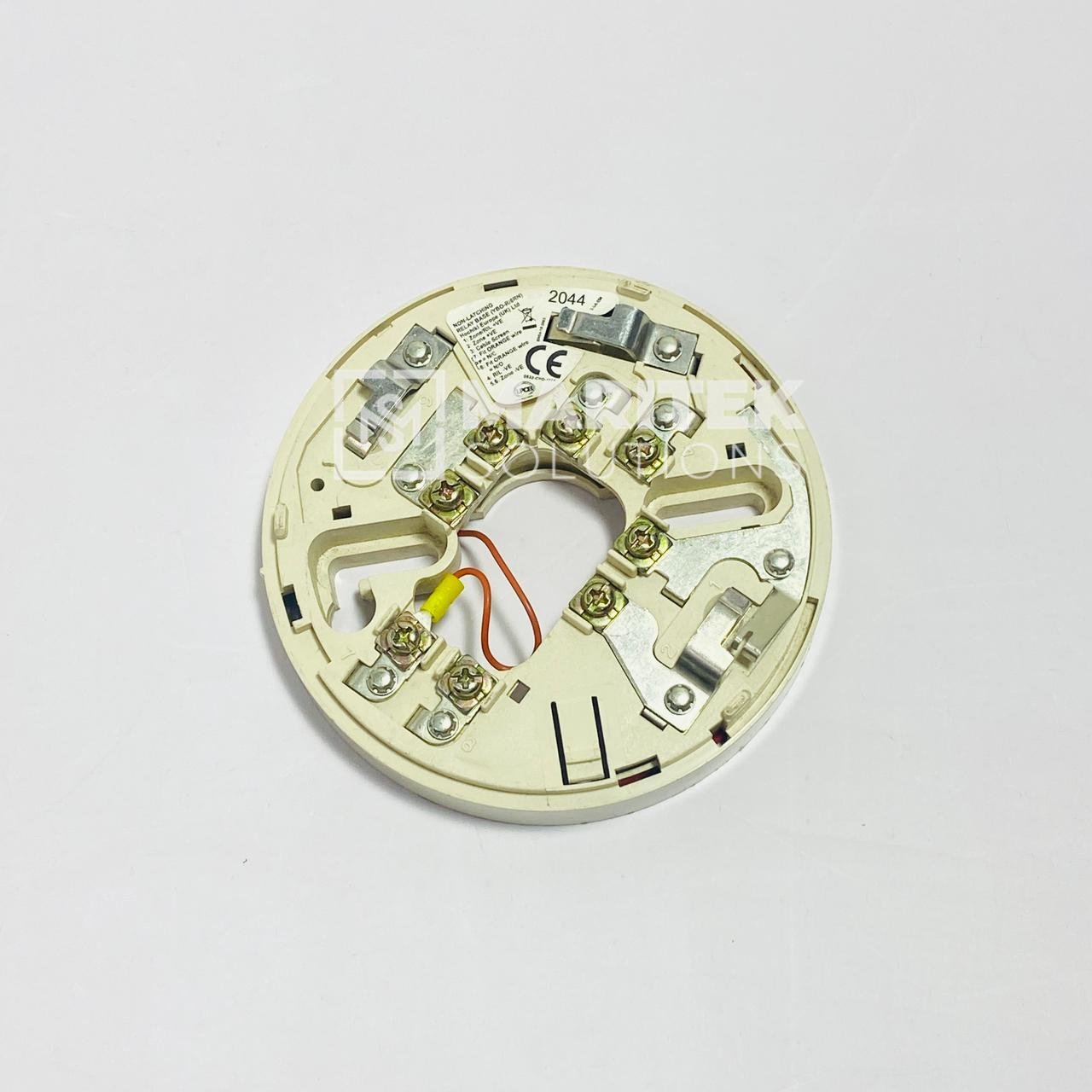 4. YBO-R-6RN (5) Hochiki YBO-R/6RN Non-latching relay base