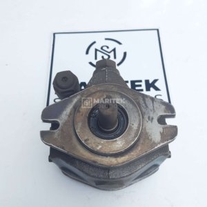 Daikin V8A 1RX-10 Hydraulic piston pump