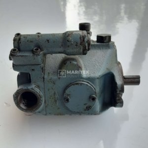 Daikin V8A 1RX-20 Hydraulic piston pump