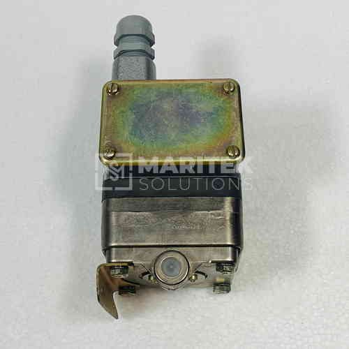 DPD1T-M150 (3) Barksdale DPD1T-M150 Dual-setting mechanical pressure switch
