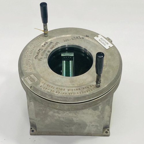 Nov 17999955-001 Pressure Indicator